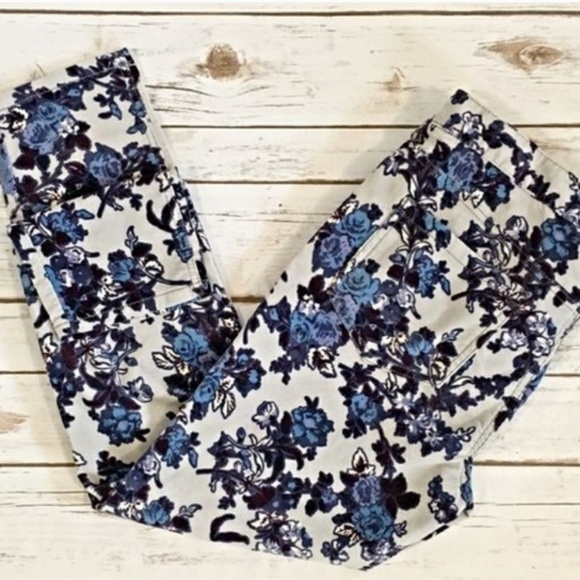 Free People 💐 blue floral corduroy jeans - Picture 7 of 7